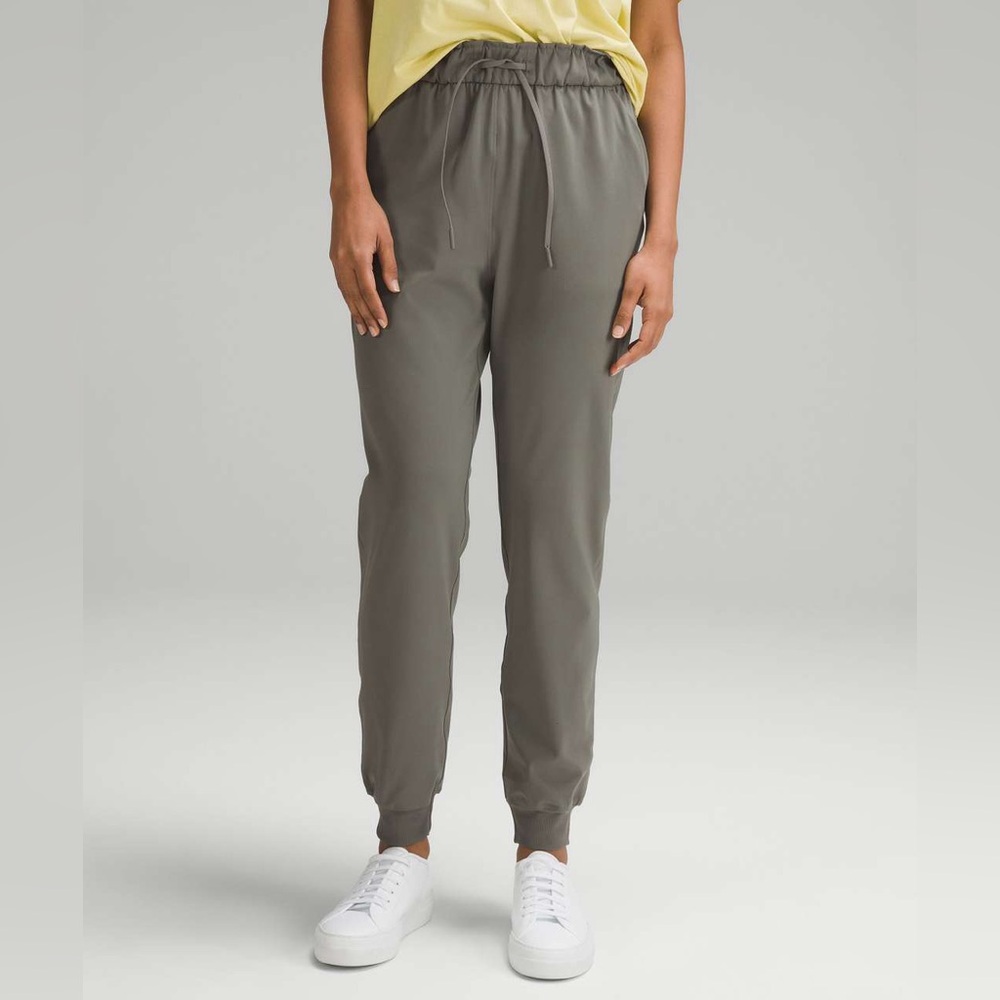 Lululemon Stretch High-Rise Jogger *Full Length - Grey Sage